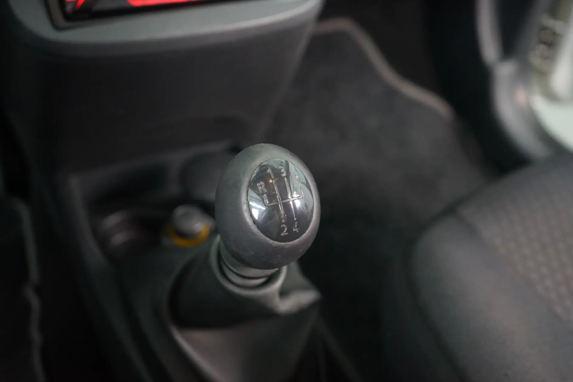 Renault Twingo 1.2 16V Dynamique 23