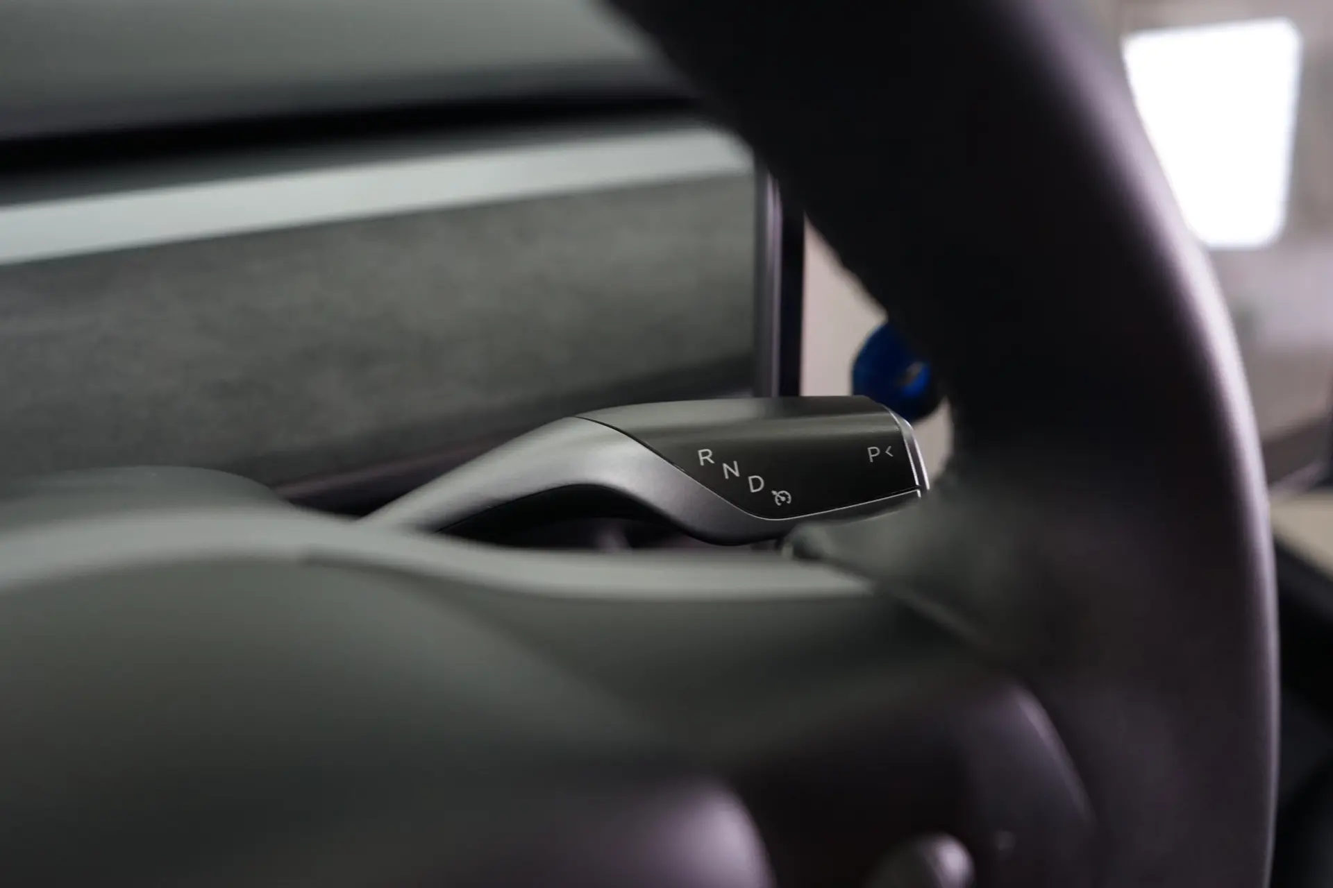 Tesla Model 3 Standard Range Plus RWD 22
