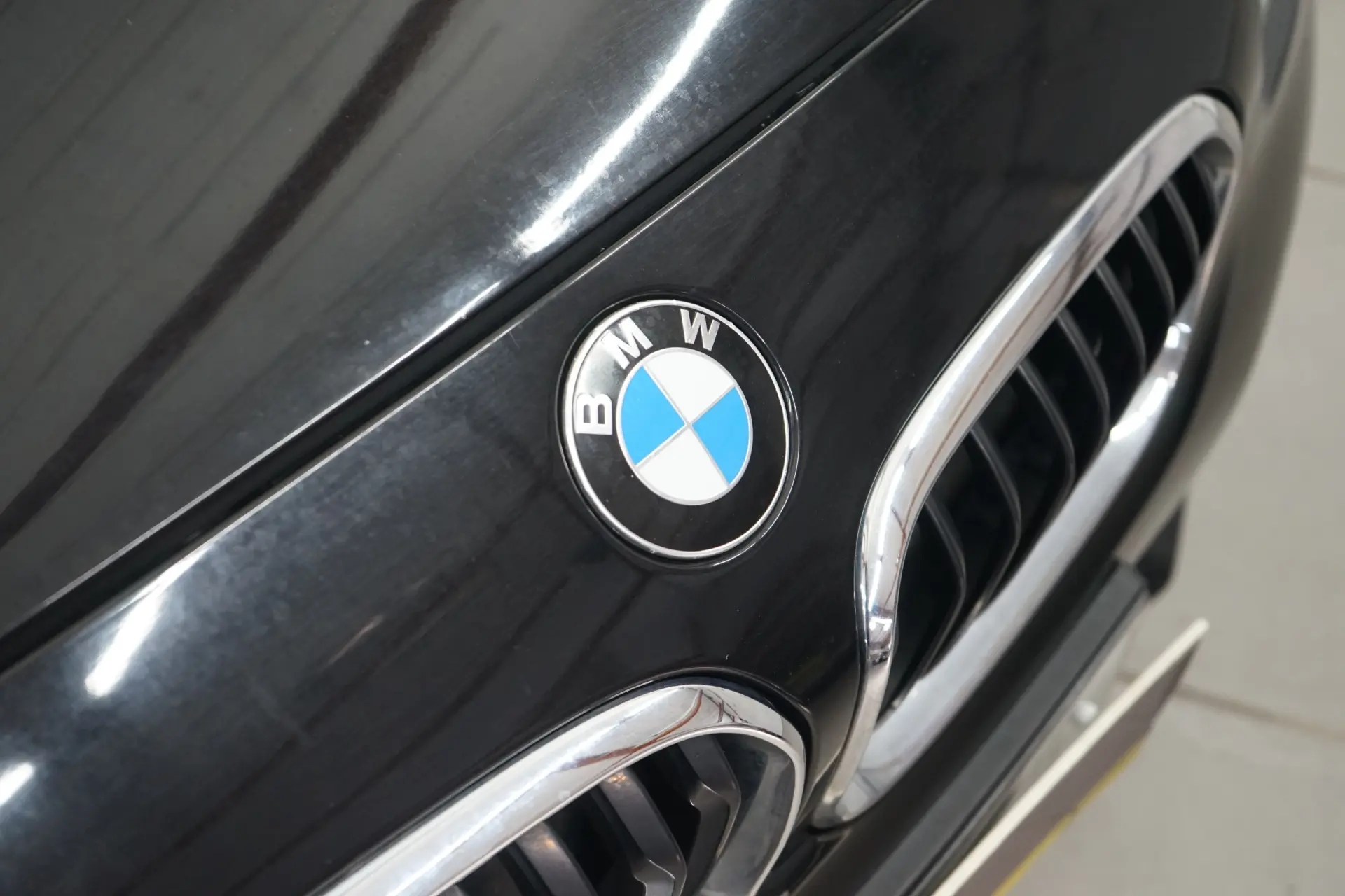 BMW 116 d Line Luxury Auto 8