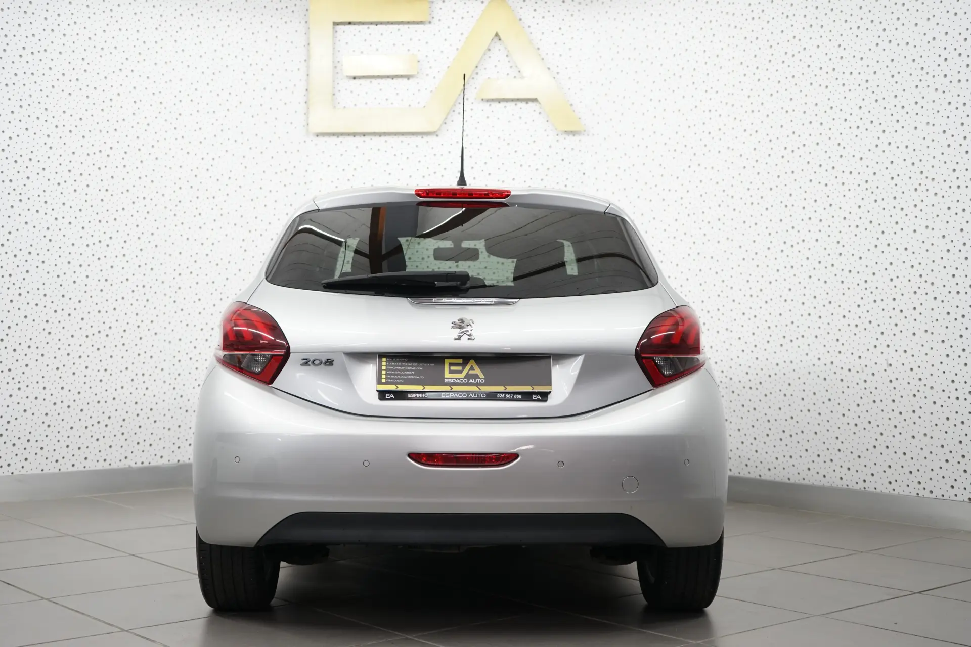 Peugeot 208 1.6 BlueHDi Active 5