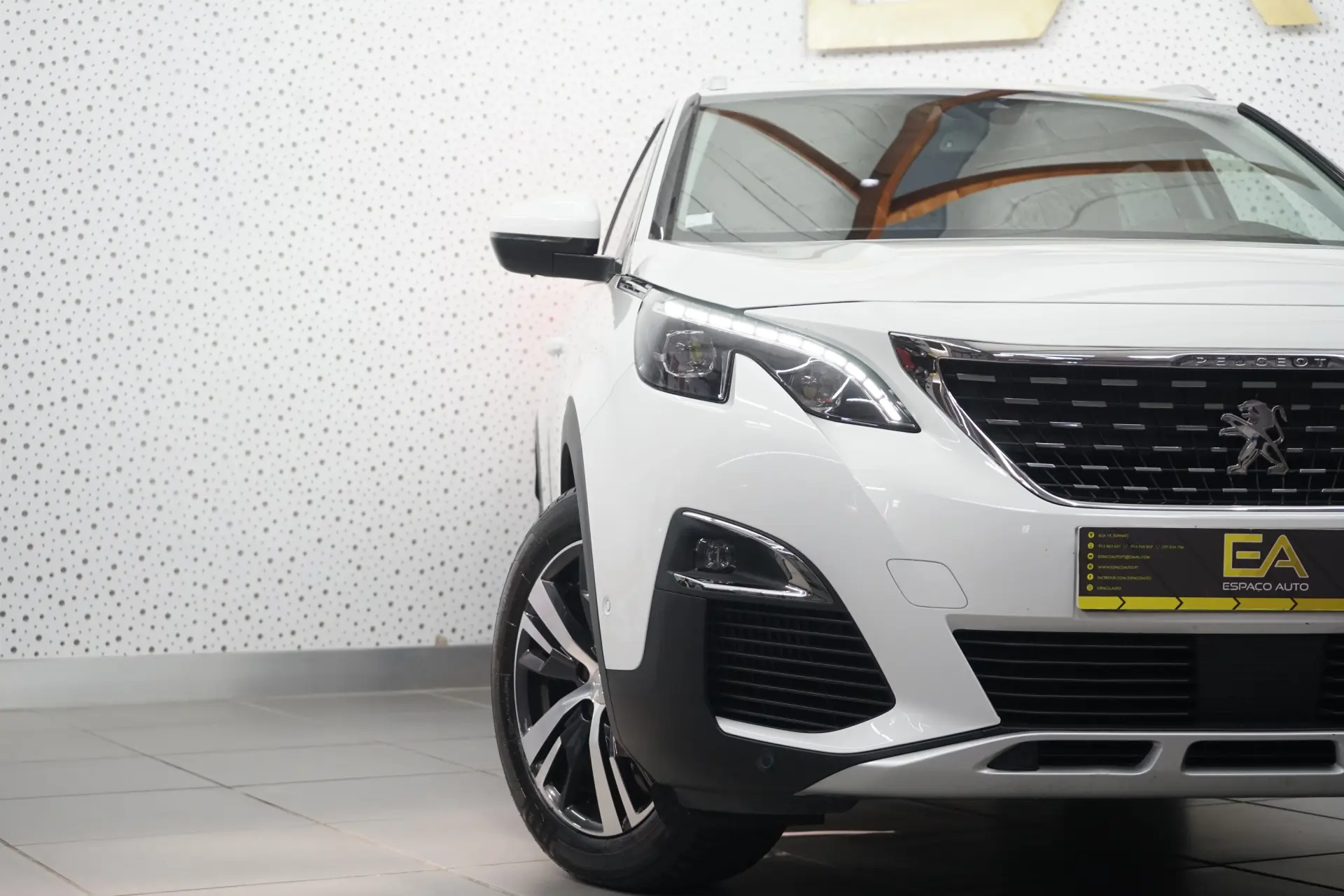 Peugeot 3008 1.2 PureTech Allure Pack EAT8 6