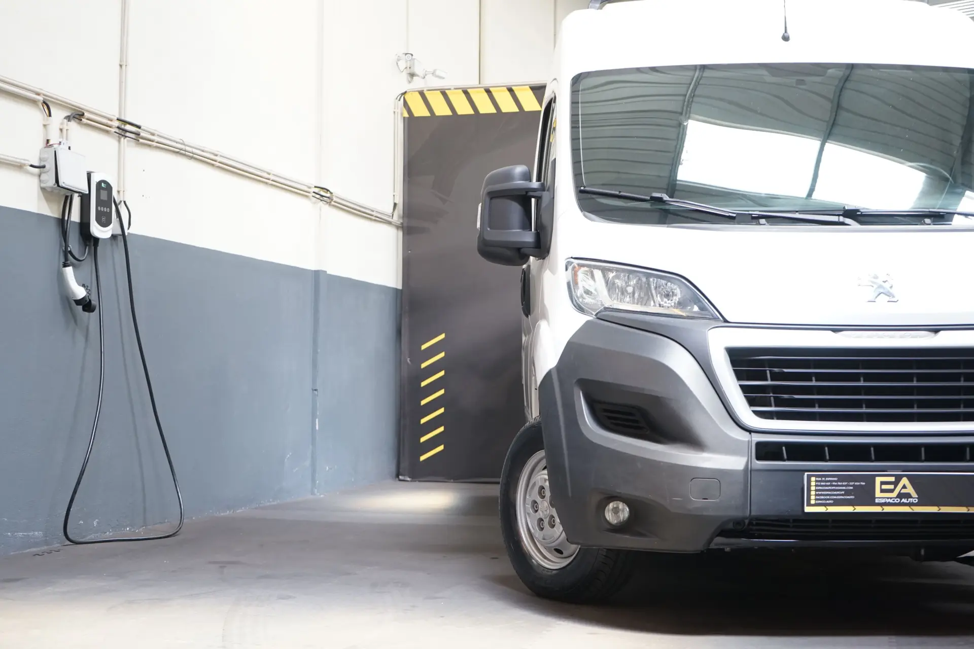 Peugeot Boxer 2.0 BlueHDi 330 L1H1 37