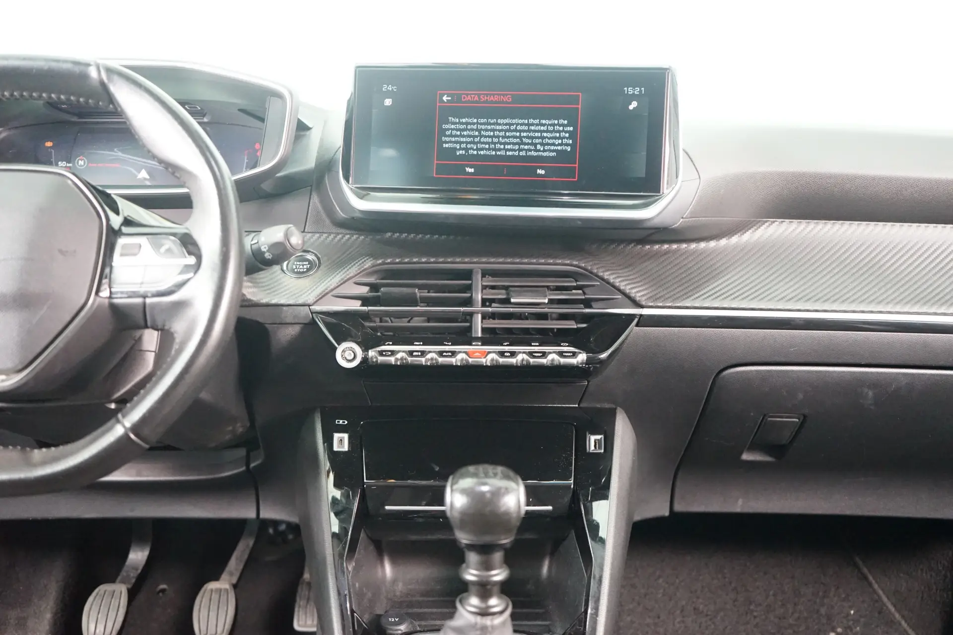 Peugeot 2008 1.2 PureTech Allure 29