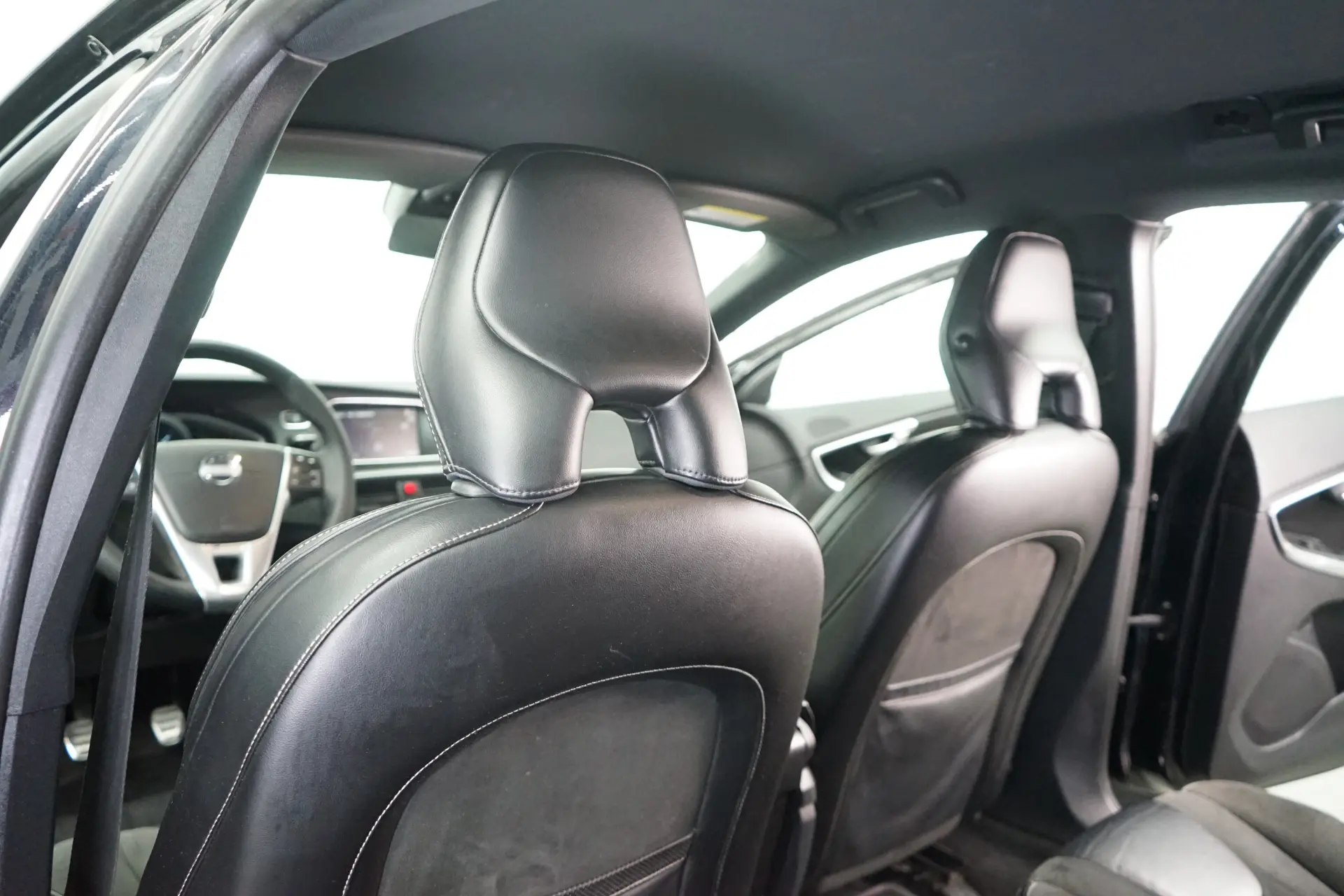 Volvo V40 1.6 D2 R-Design Momentum 35