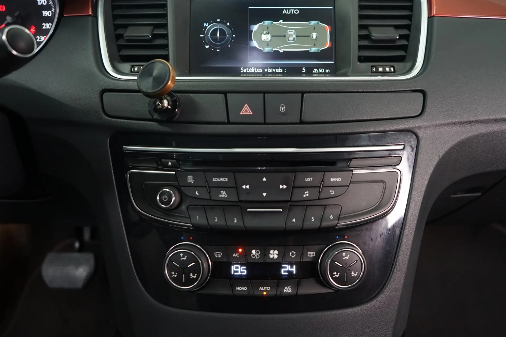 Peugeot 508 RXH 2.0 HDi Hybrid4 2-Tronic 30
