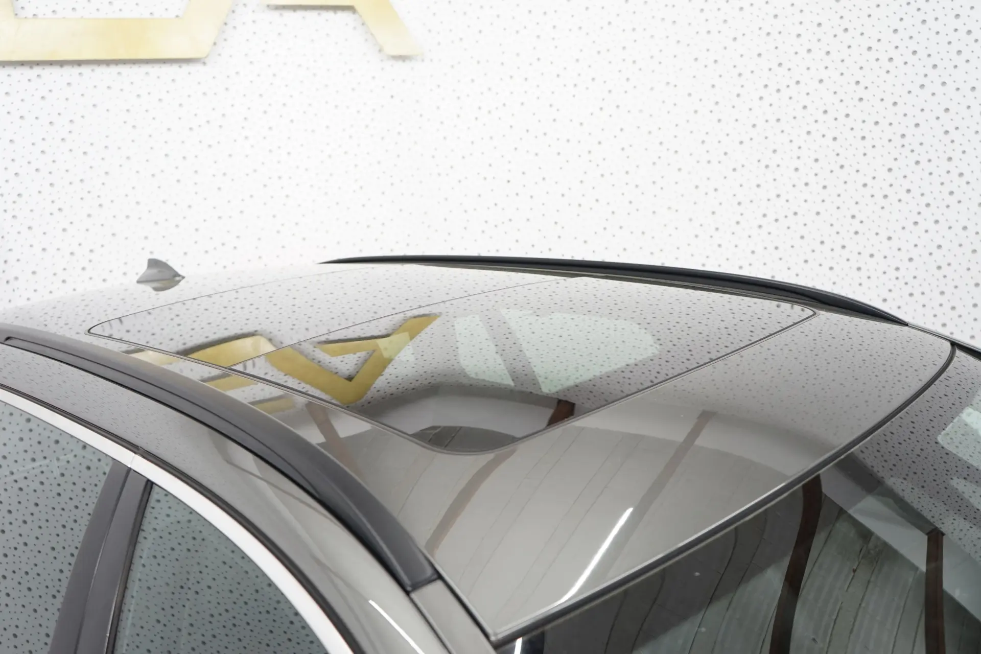 BMW 520 d Exclusive Auto 129g 12