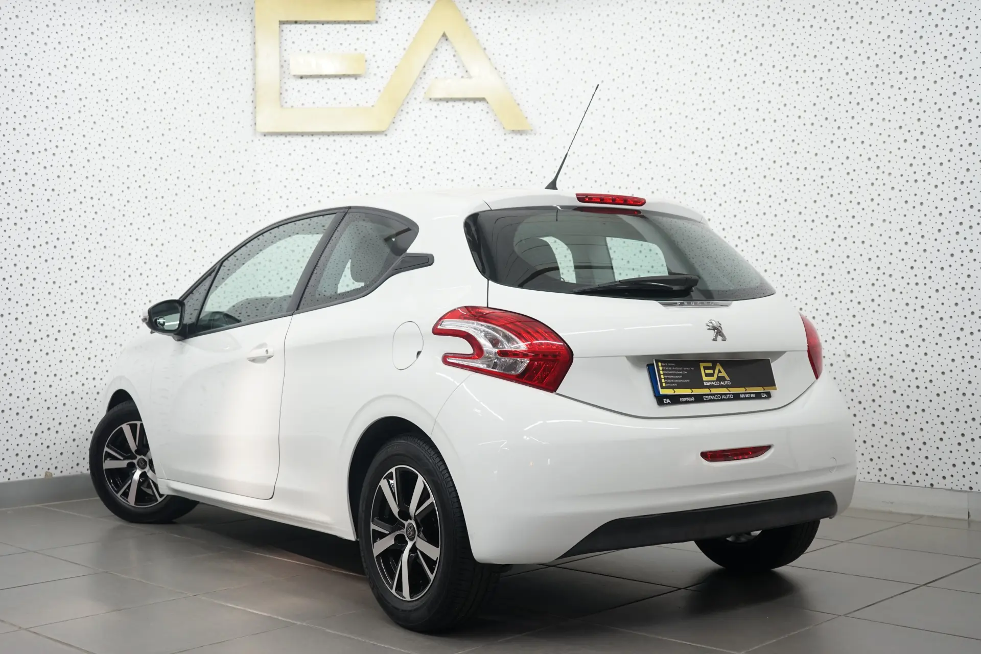 Peugeot 208 1.0 PureTech Access 4