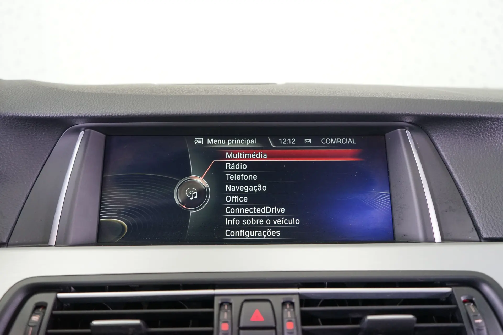 BMW 520 d Exclusive Auto 129g 31