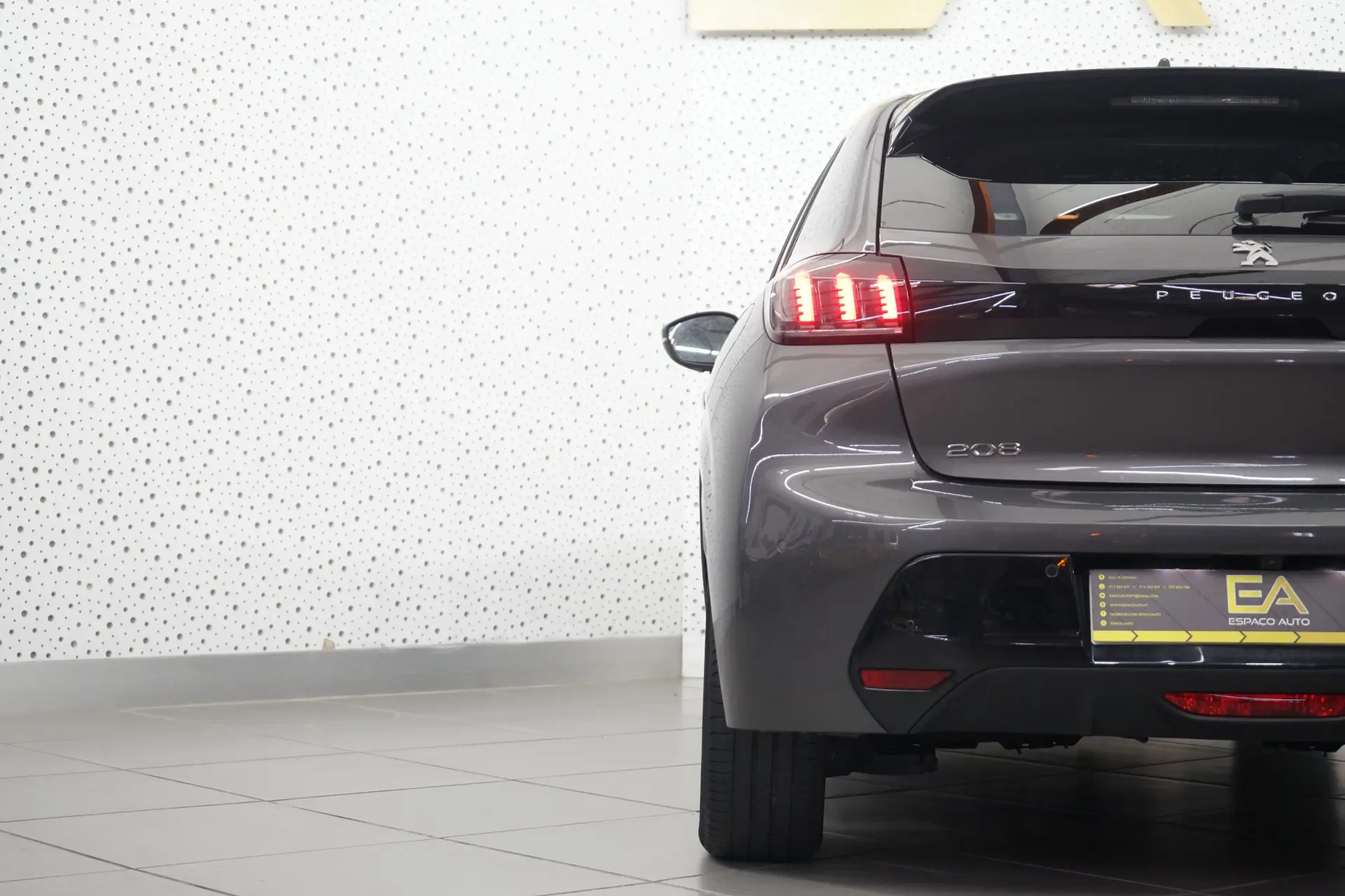 Peugeot 208 1.2 PureTech Allure 7