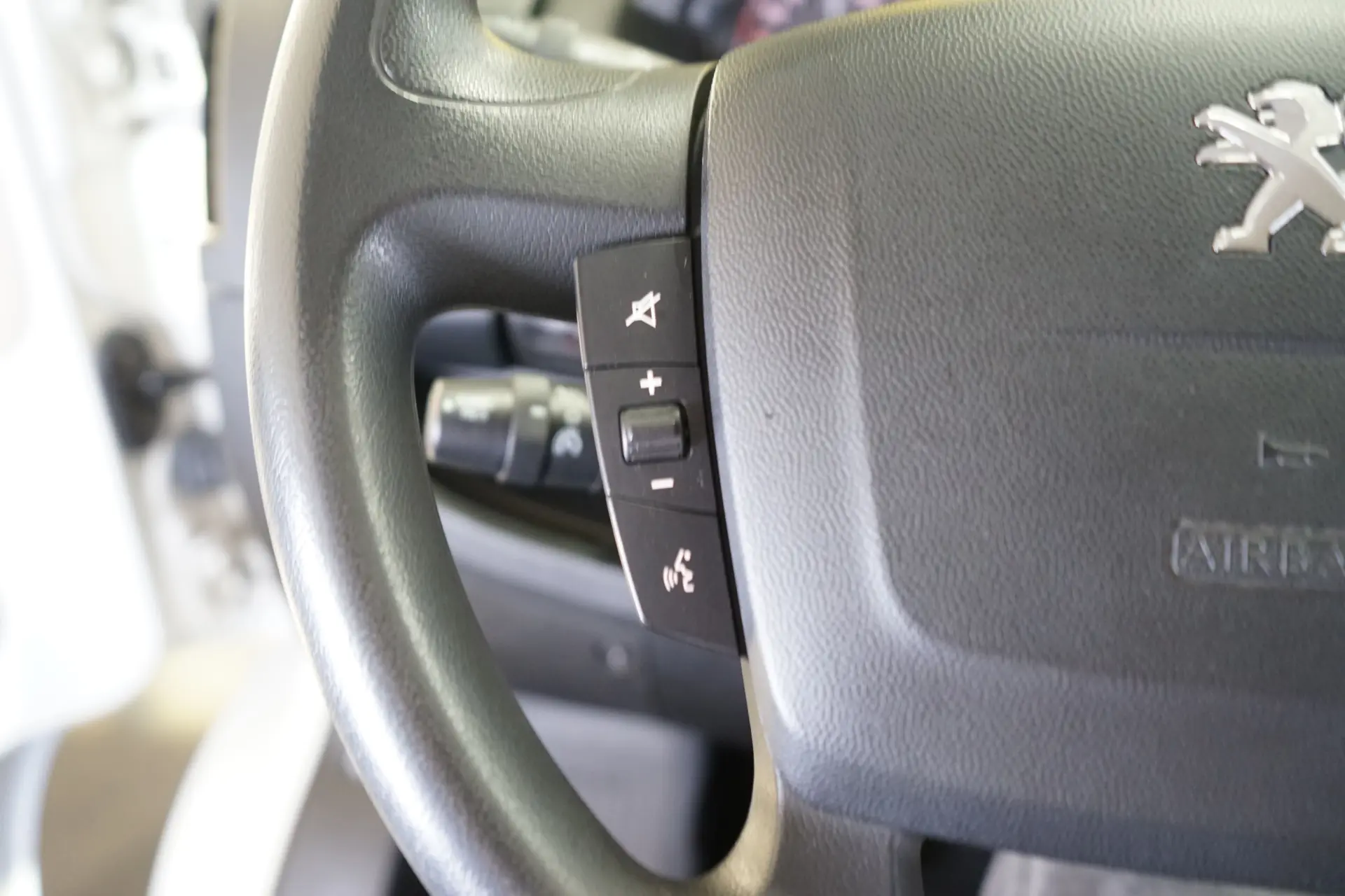 Peugeot Boxer 2.0 BlueHDi 330 L1H1 22