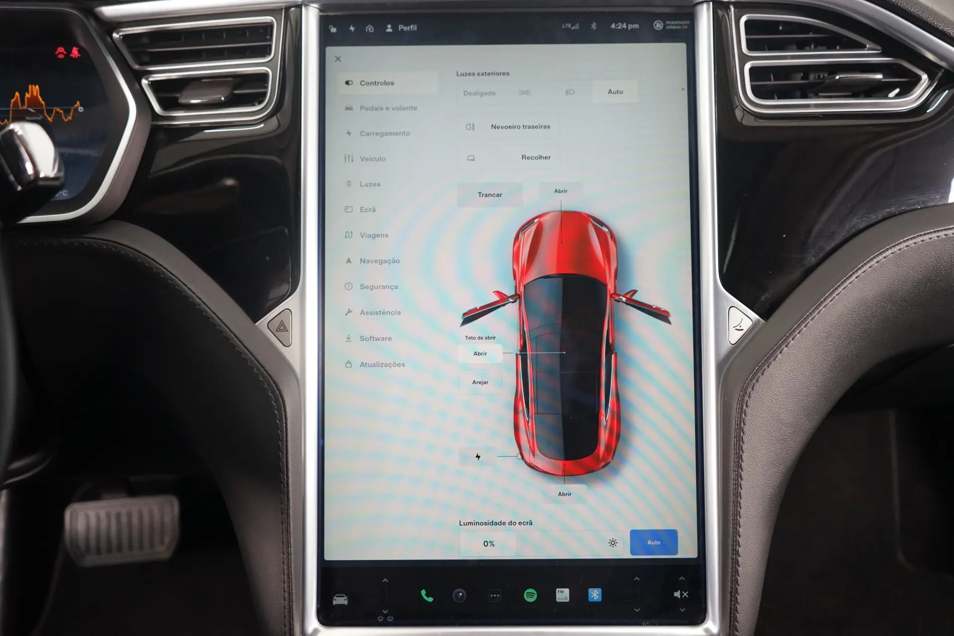Tesla Model S 85 32