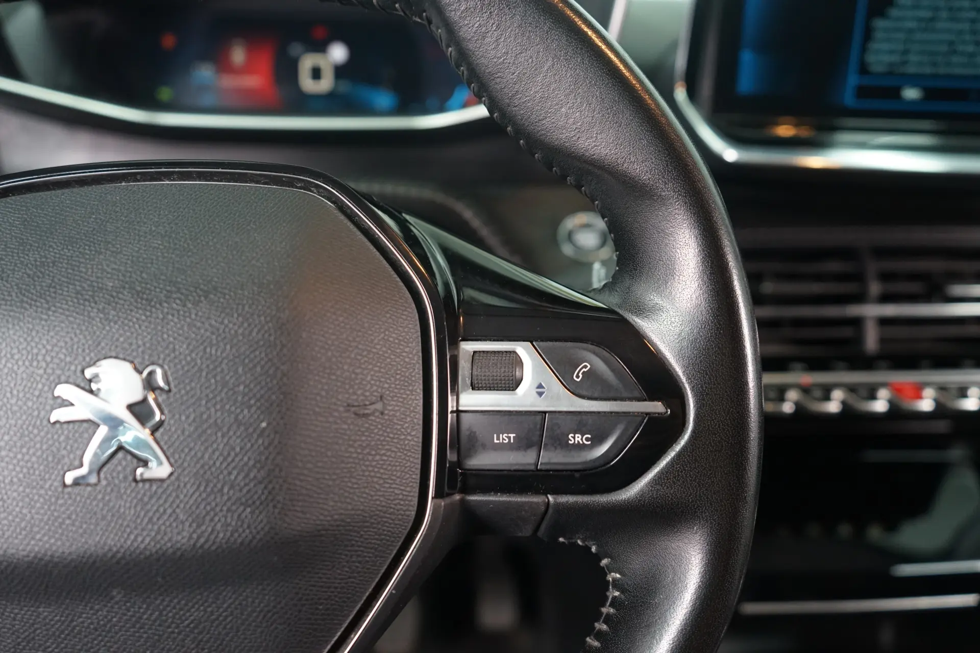 Peugeot 208 1.2 PureTech Allure 22