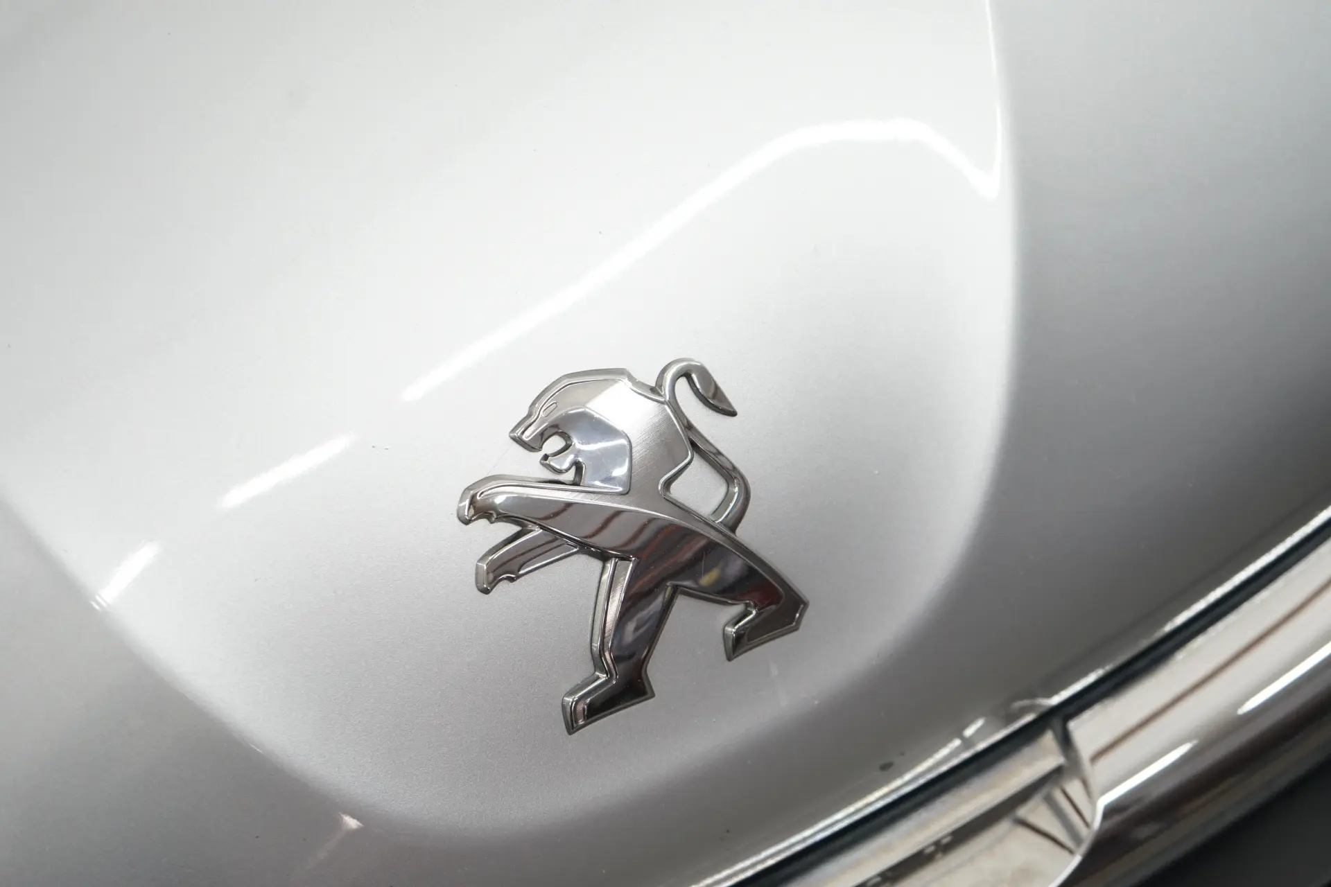 Peugeot 208 1.6 BlueHDi Active 8