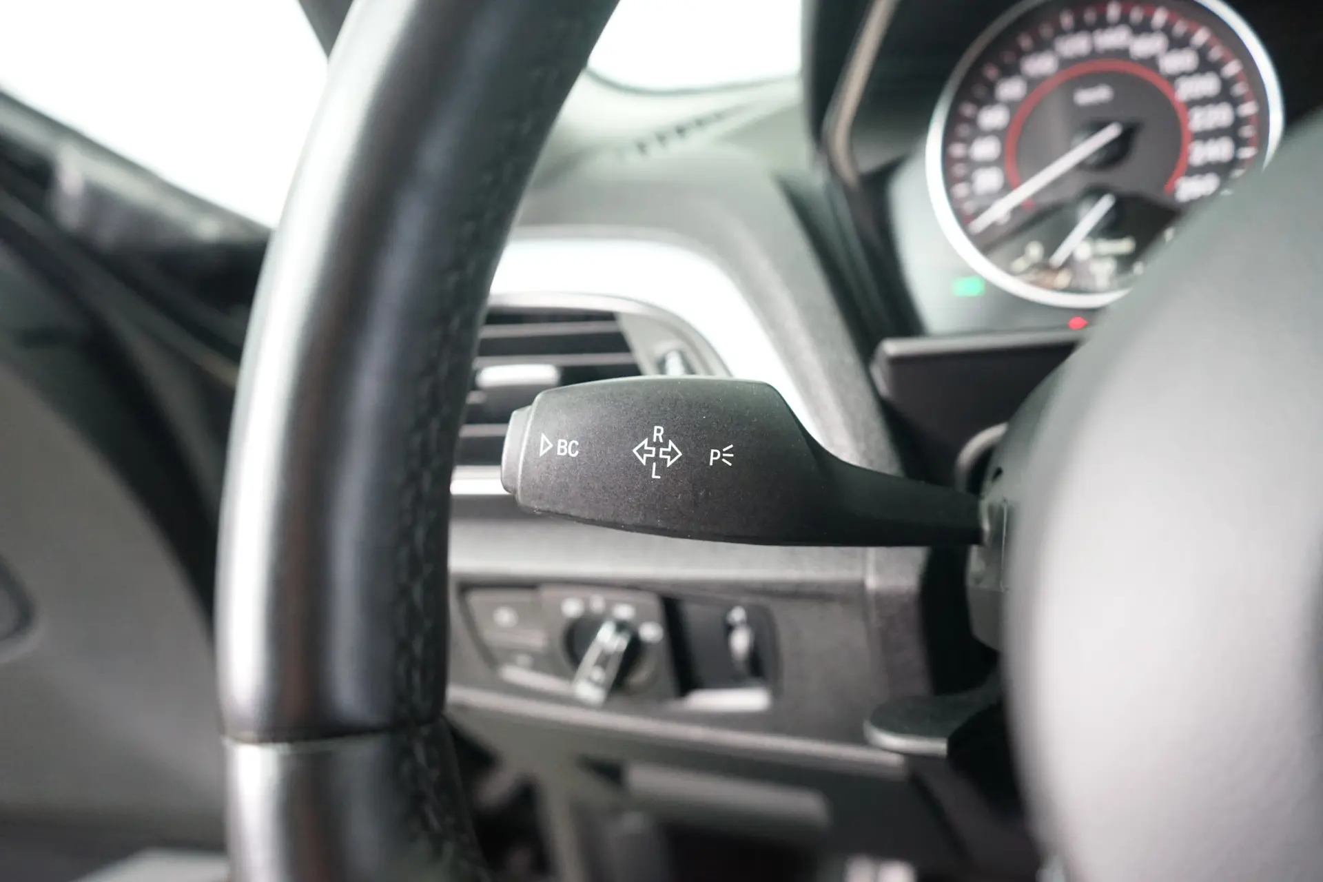 BMW 116 d Line Luxury Auto 22