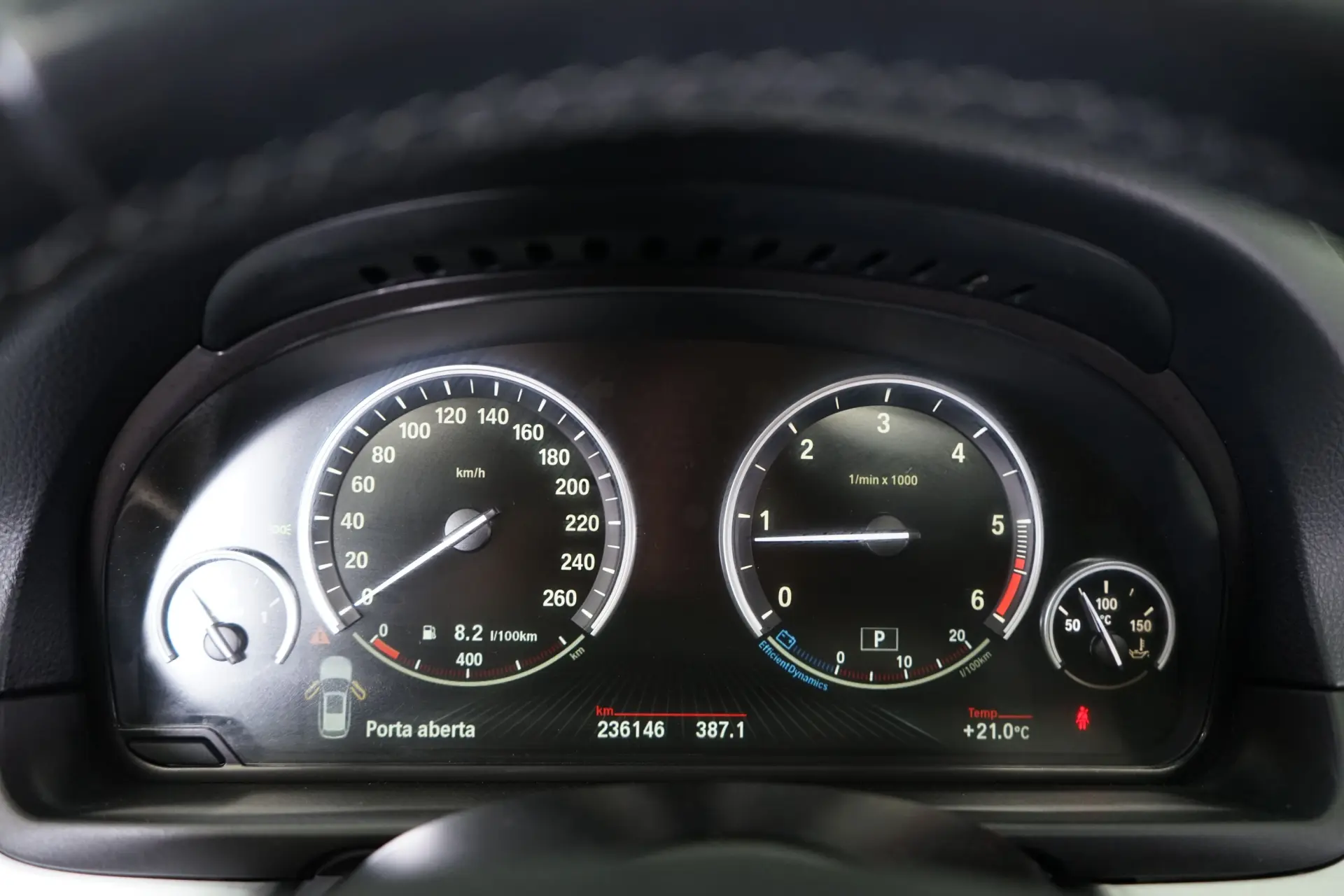 BMW 520 d Exclusive Auto 129g 25