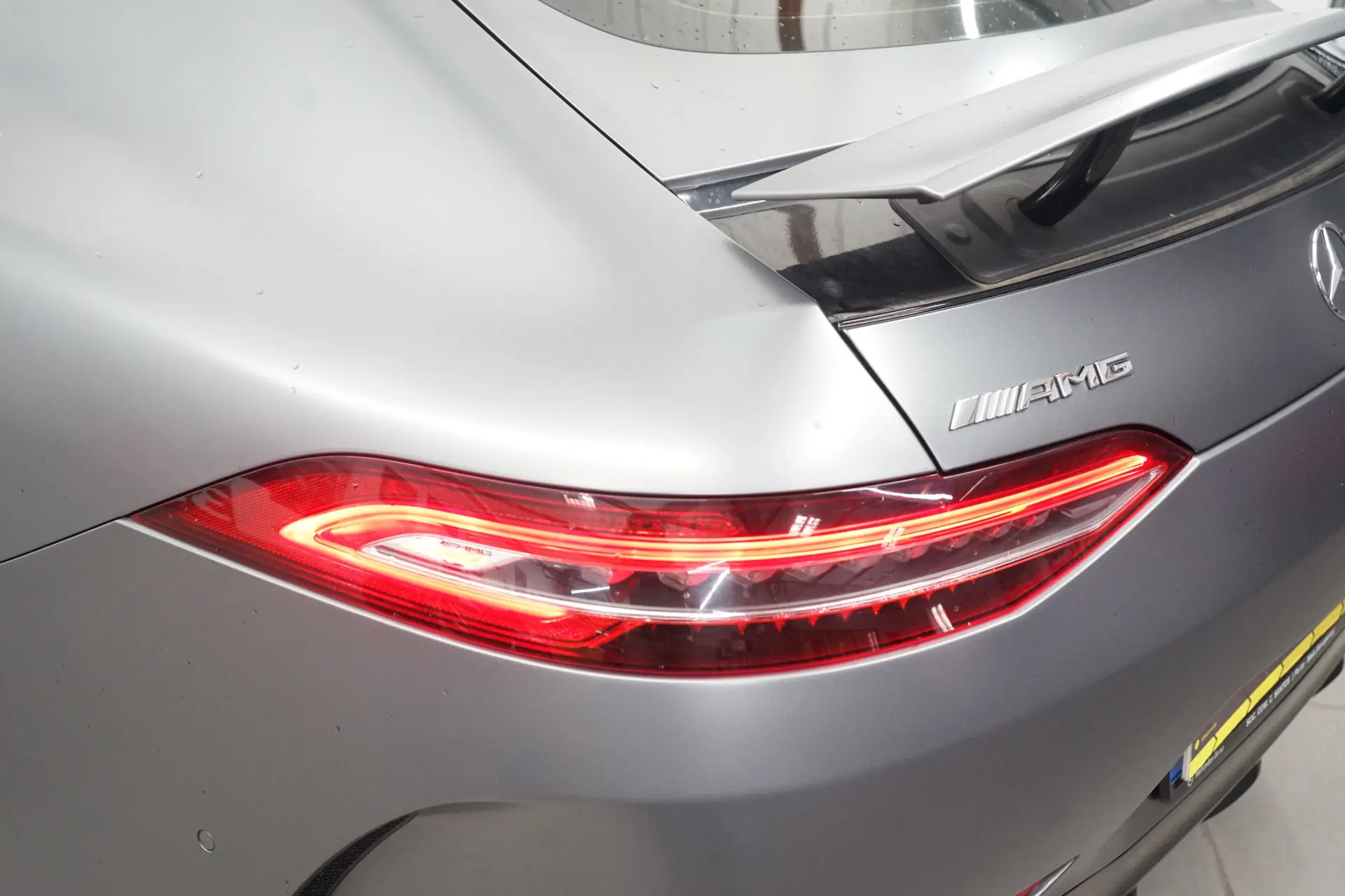 Mercedes-Benz AMG GT 4 portas 43 4Matic+ 17
