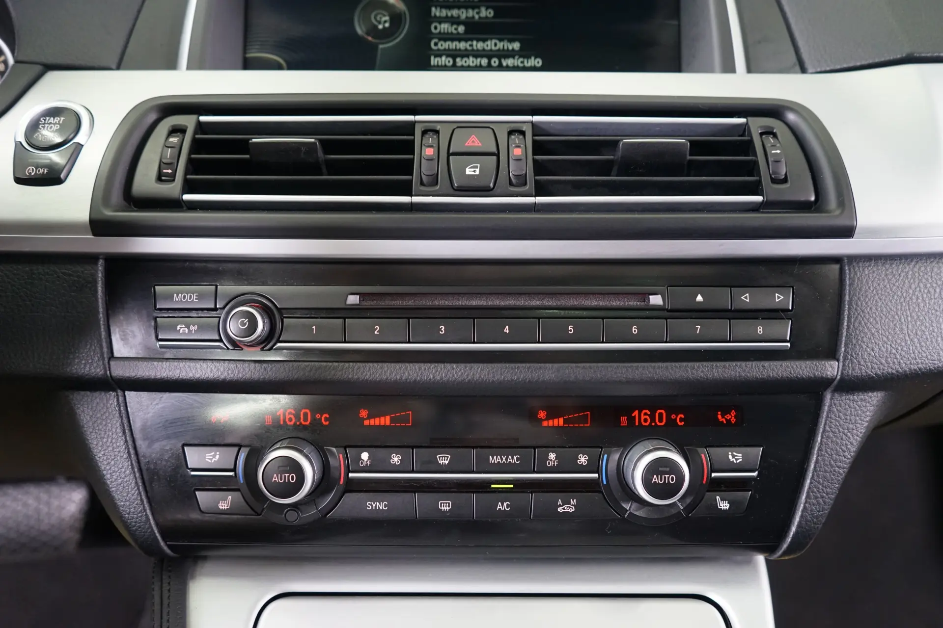 BMW 520 d Exclusive Auto 129g 30