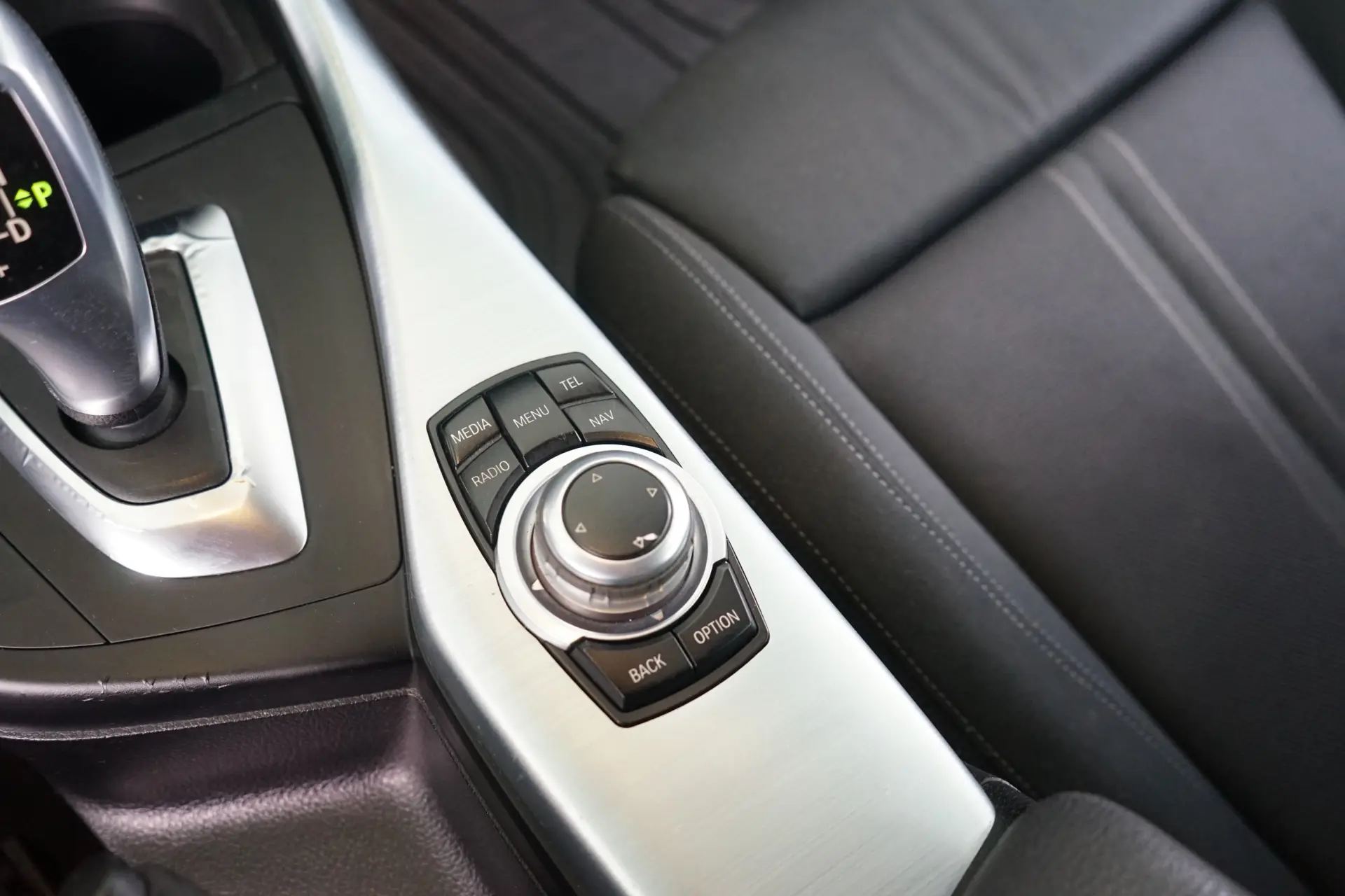 BMW 116 d Line Luxury Auto 28