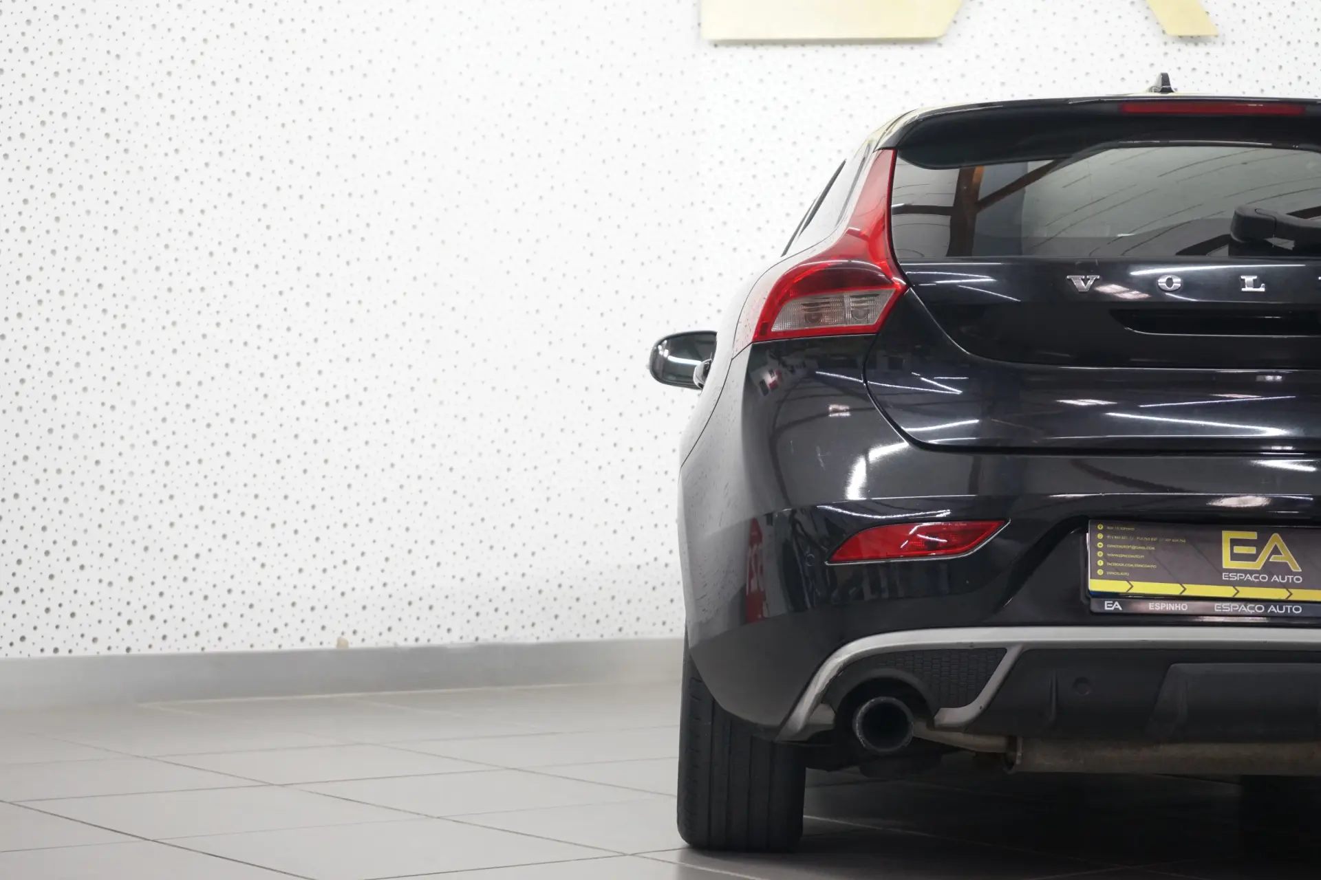 Volvo V40 1.6 D2 R-Design Momentum 38