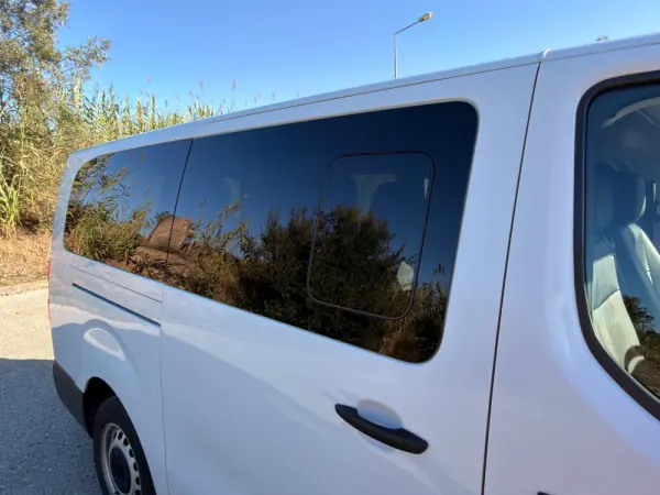Opel Vivaro 1.5 CDTi L2H1 Essentia 22