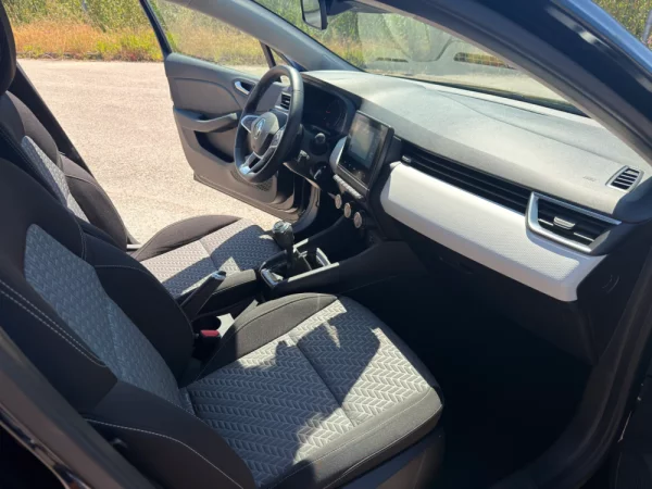 Renault Clio 1.0 TCe Evolution Bi-Fuel 24