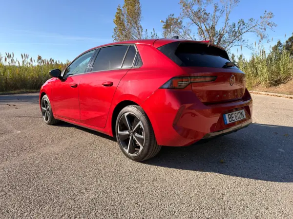 Opel Astra 1.2 T GS Line 5