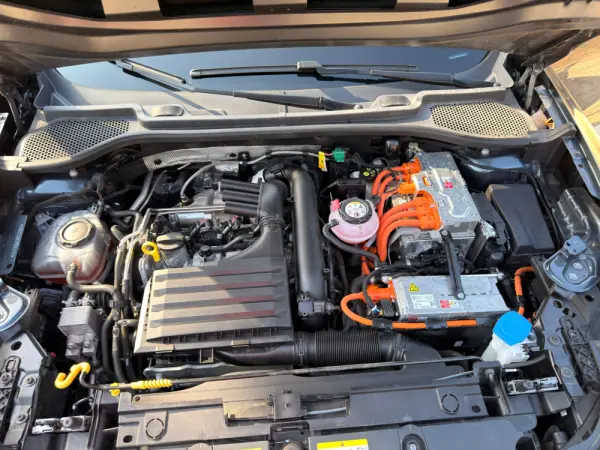 Cupra Formentor 1.4 e-Hybrid DSG 25