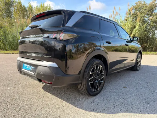 Peugeot 5008 1.2 Hybrid Allure e-DCS6 7