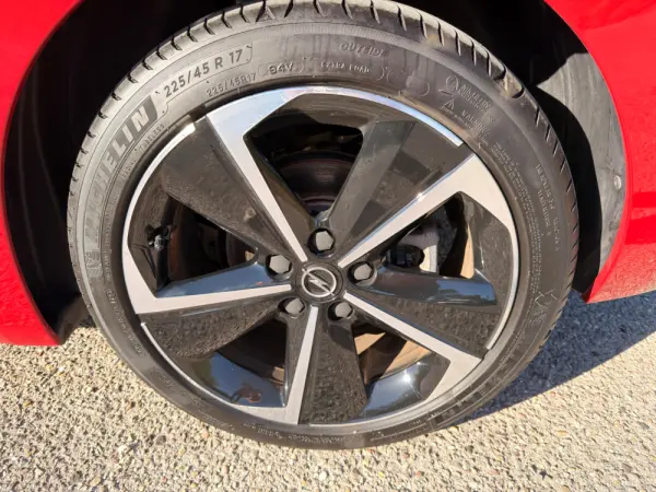 Opel Astra 1.2 T GS Line 19