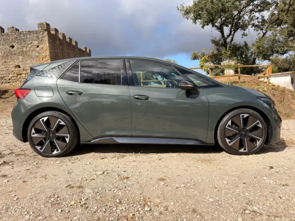 Cupra Born 79 kWh e-Boost VZ 8