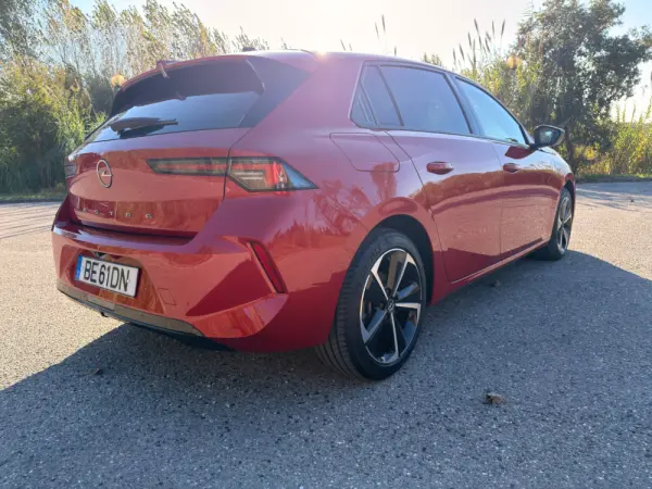 Opel Astra 1.2 T GS Line 7