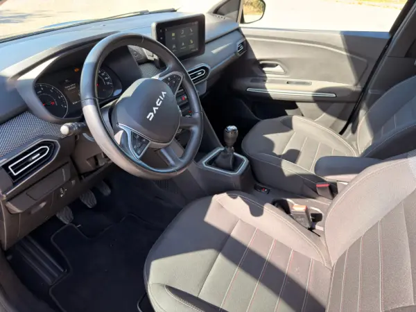 Dacia Jogger 1.0 TCe Extreme 7L 9