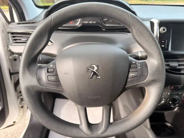 Peugeot 208 1.5 BlueHDi Active Business Pack 12