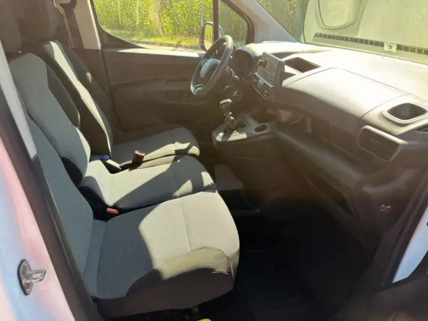 Toyota Proace Outro 19