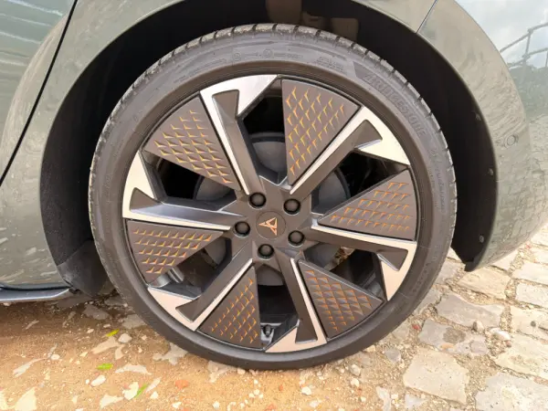 Cupra Born 79 kWh e-Boost VZ 25