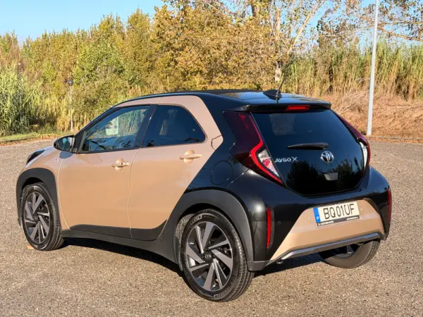 Toyota Aygo X 1.0 Envy CVT 5