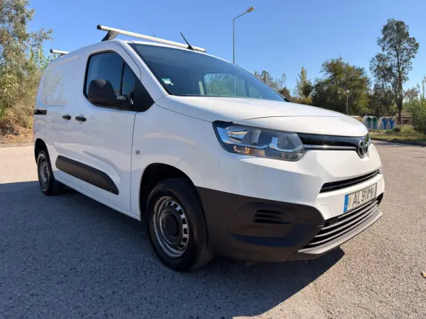 Toyota Proace Outro 1