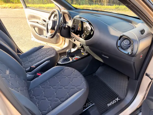 Toyota Aygo X 1.0 Envy CVT 23