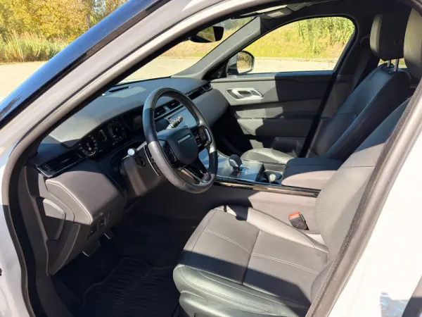 Land Rover Range Rover Velar 2.0 P400e AWD R-Dynamic HSE 9
