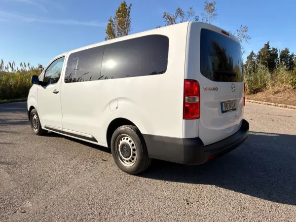 Opel Vivaro 1.5 CDTi L2H1 Essentia 5