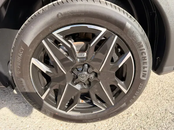 Peugeot 5008 1.2 Hybrid Allure e-DCS6 25