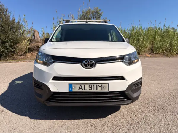 Toyota Proace Outro 2