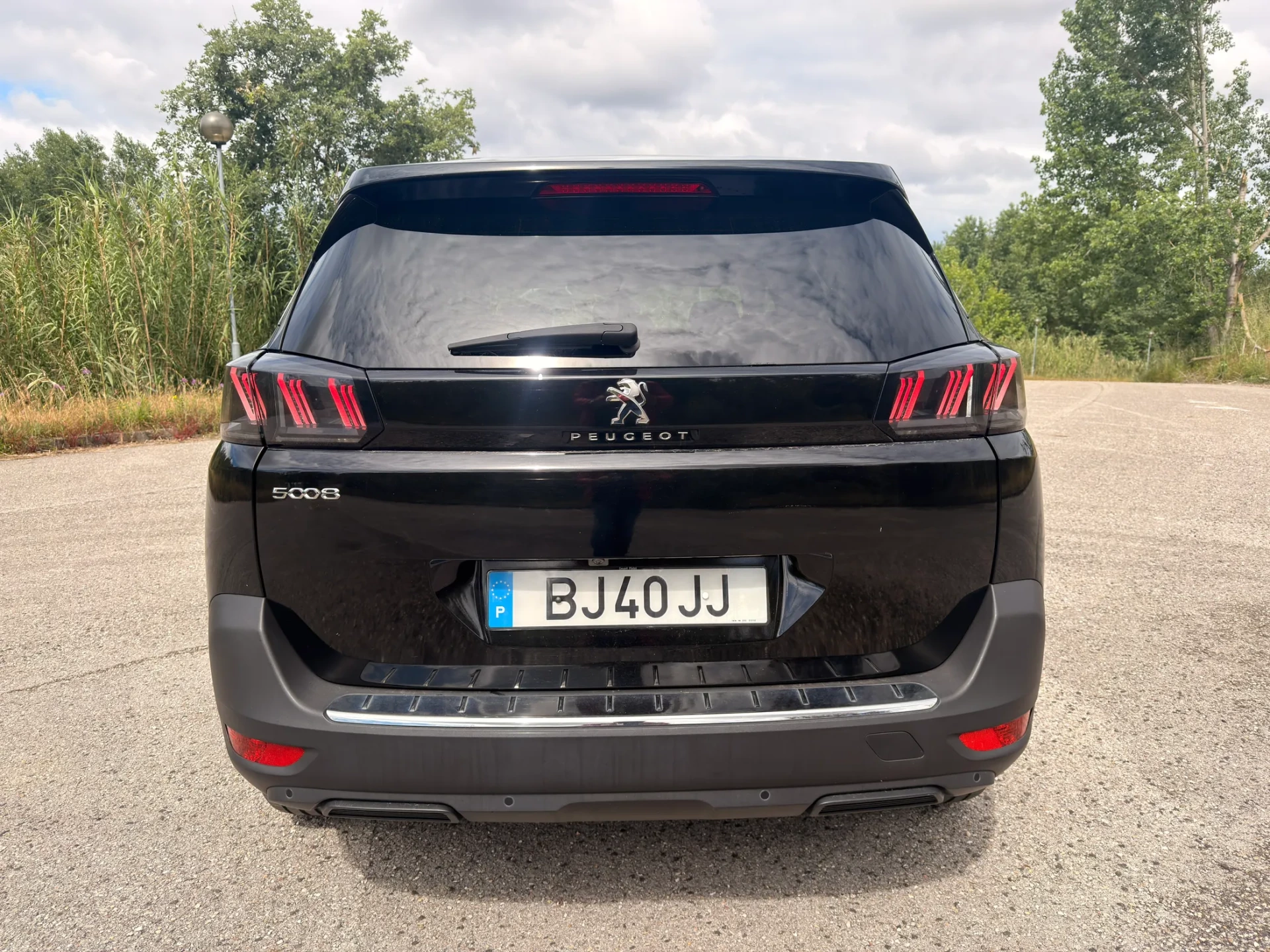 Peugeot 5008 1.2 PureTech Allure EAT8 6
