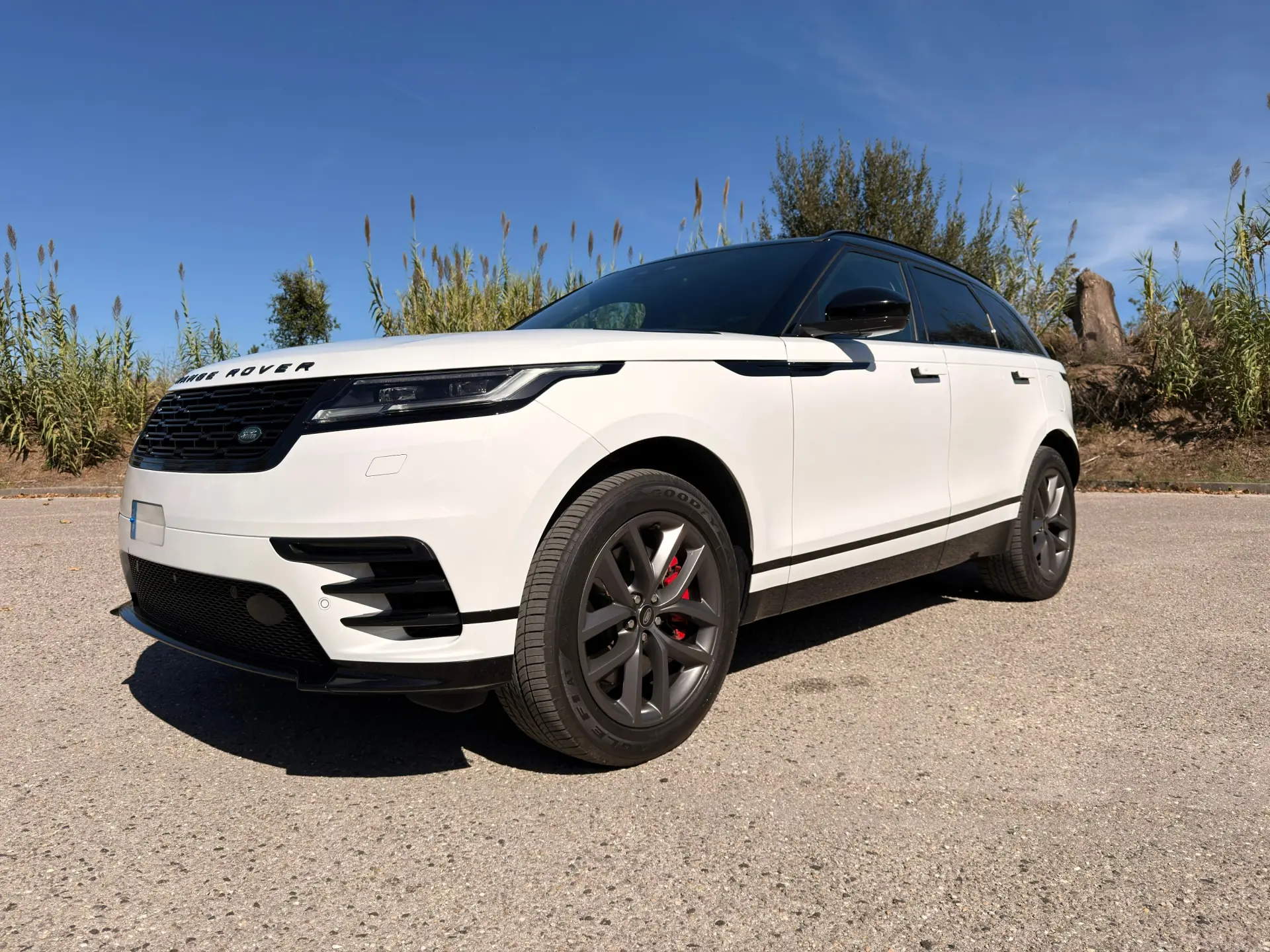 Land Rover Range Rover Velar 2.0 P400e AWD R-Dynamic HSE 3