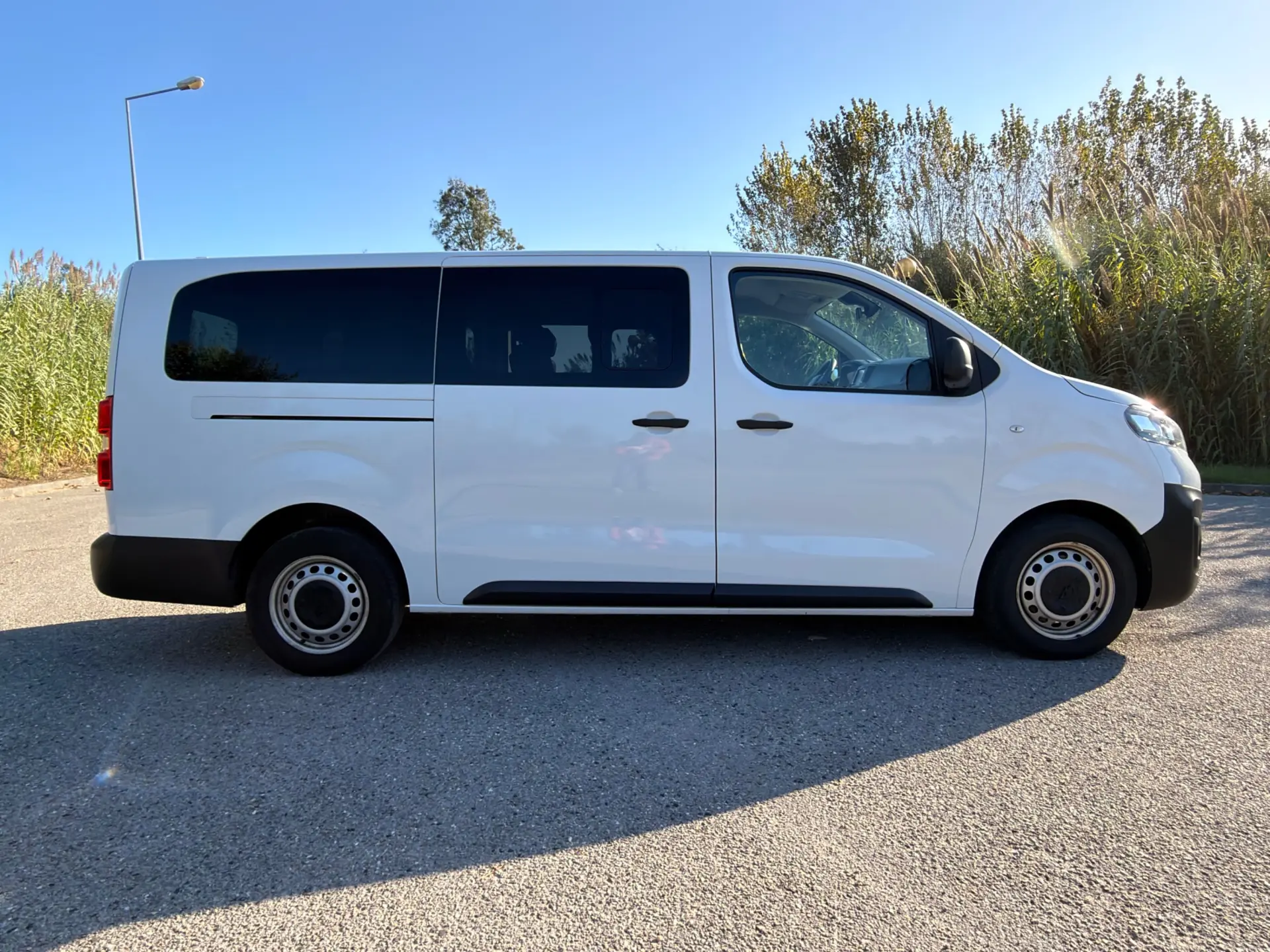 Opel Vivaro 1.5 CDTi L2H1 Essentia 8