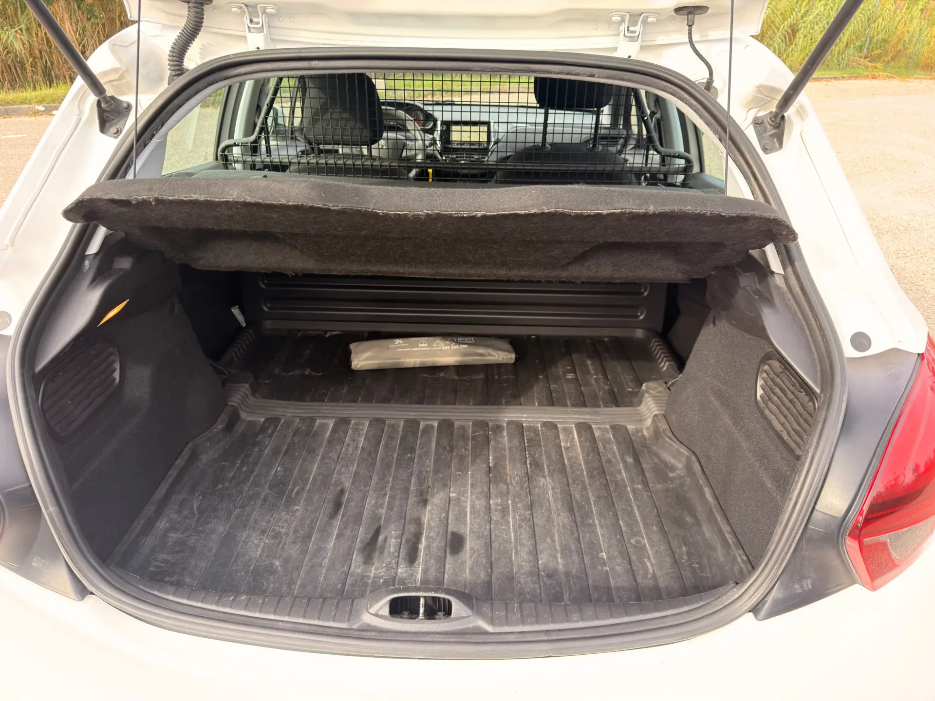 Peugeot 208 1.5 BlueHDi Active Business Pack 21