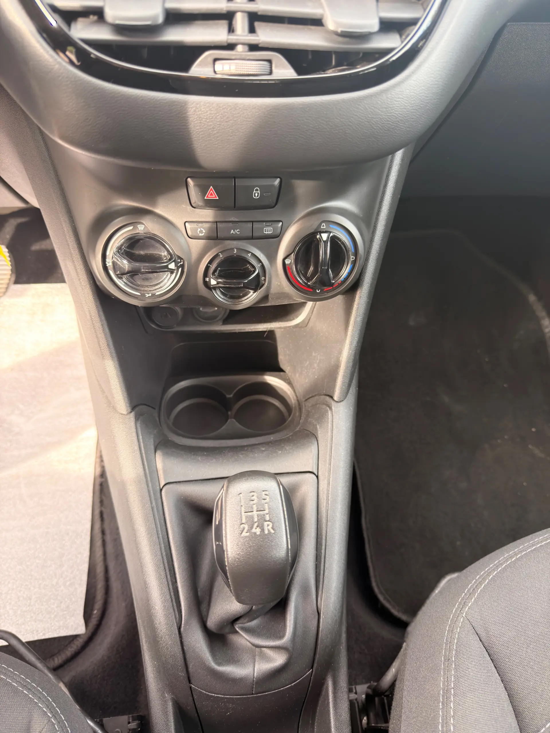 Peugeot 208 1.5 BlueHDi Active Business Pack 15