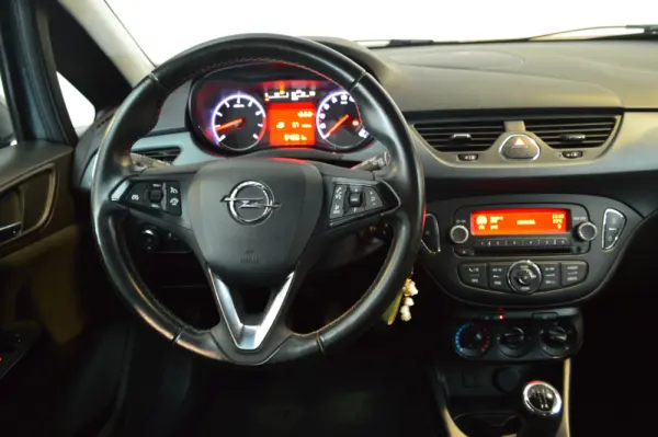 Opel Corsa 1.2 Dynamic 11
