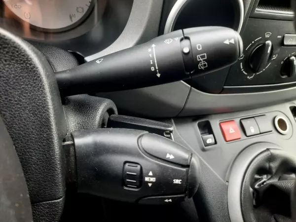 Citroën Berlingo 1.6 BlueHDi Feel 9