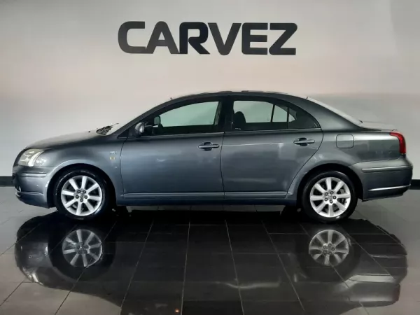 Toyota Avensis SD 2.0 D-4D 3